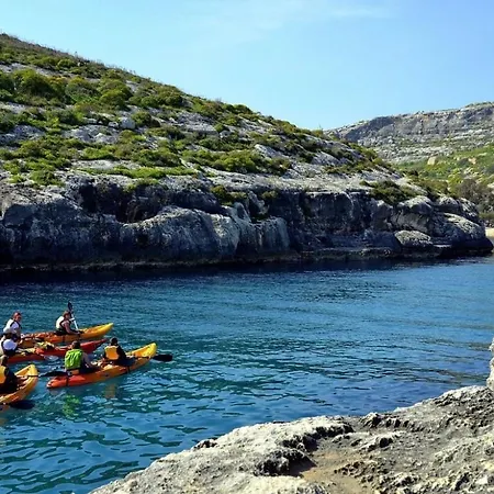 Luxury Family Close To Mgarr Ix-xini With Parking