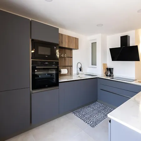 Luxury Family Close To Mgarr Ix-xini With Parking * Xewkija