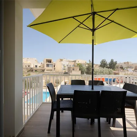 Luxury Family Close To Mgarr Ix-xini With Parking *